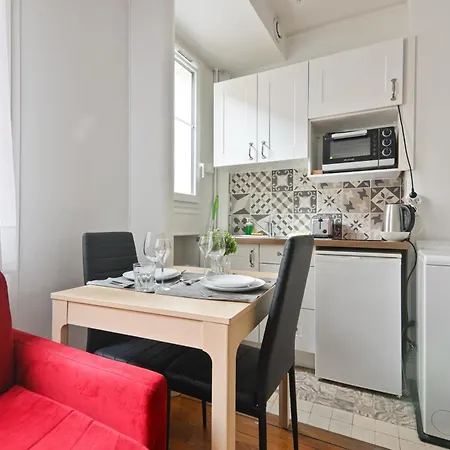 Heart Of Paris Studio-2P Invalides Free Netflix-3